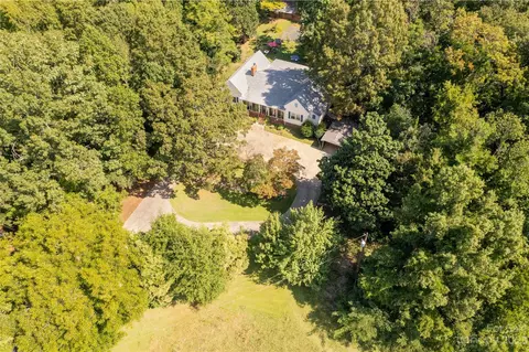 1364 Colony Rd, Lancaster, SC 29720 photo 4