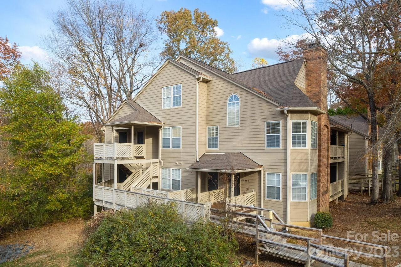 6020 Gray Gat Lan Ln Unit E  