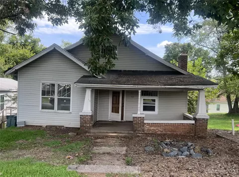 208 Lafayette W St, Salisbury, NC 28144