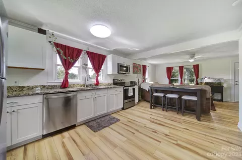 355 Walker Rd, Mount Pleasant, NC 28124 photo 5