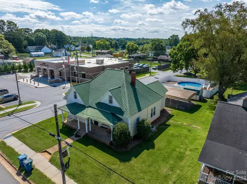 322 E Main St, Maiden, NC 28650 photo 9