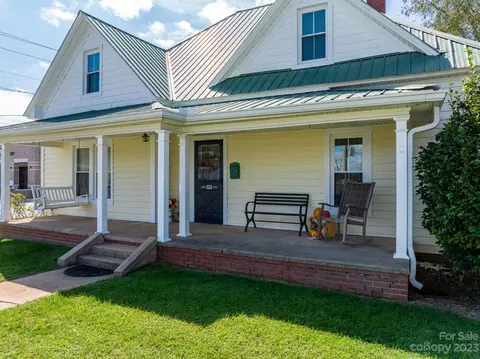 322 E Main St, Maiden, NC 28650 photo 6