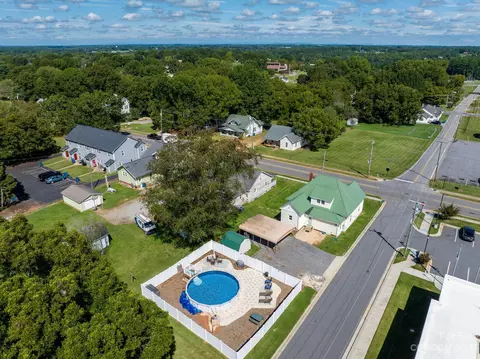 322 E Main St, Maiden, NC 28650 photo 12