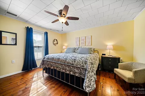 322 E Main St, Maiden, NC 28650 photo 19