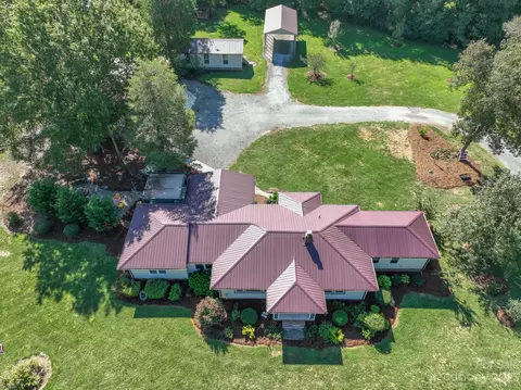 12705 Bringle Ferry Rd, Richfield, NC 28137
