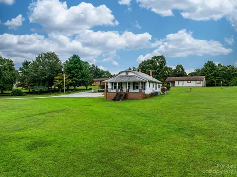 1950 Us 70 E Rd, Morganton, NC 28655 photo 8