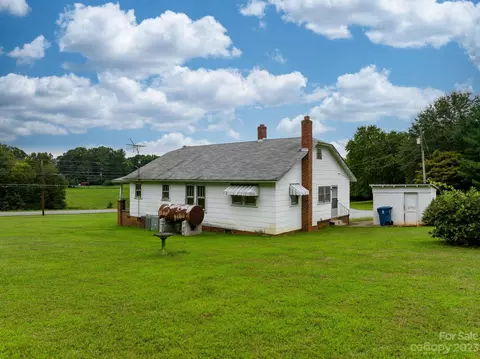 1950 Us 70 E Rd, Morganton, NC 28655 photo 13
