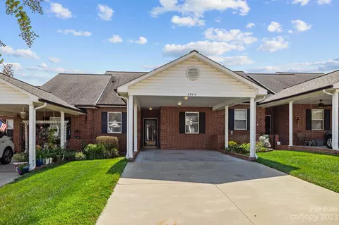 3945 Jasmine Ln, Denver, NC 28037