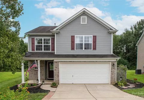 7422 Aragorn Ln, Charlotte, NC 28212