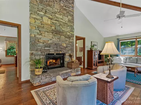 1830 Reasonover Rd, Cedar Mountain, NC 28718 photo 14