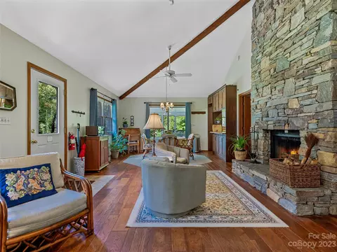 1830 Reasonover Rd, Cedar Mountain, NC 28718 photo 15