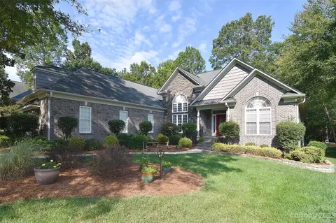 2744 Smith Field Dr, Monroe, NC 28110