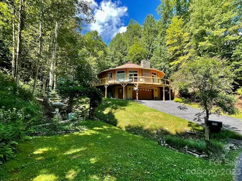 145 Serenity Cv, Maggie Valley, NC 28751