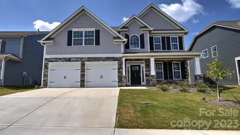 136 Aviendha Ln, Troutman, NC 28166