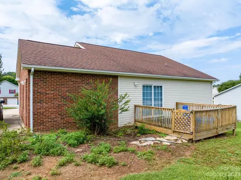 4834 Wordsworth Cir, Conover, NC 28613 photo 32