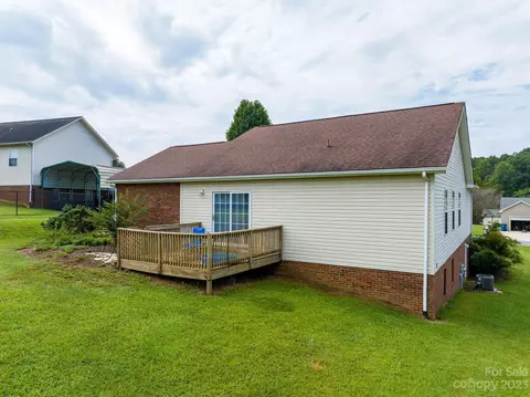 4834 Wordsworth Cir, Conover, NC 28613 photo 29