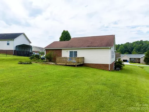 4834 Wordsworth Cir, Conover, NC 28613 photo 35
