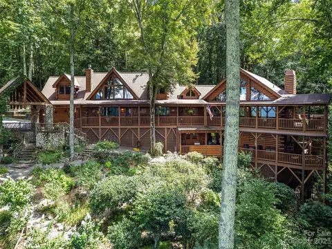 1286 Tawodi Trl, Maggie Valley, NC 28751