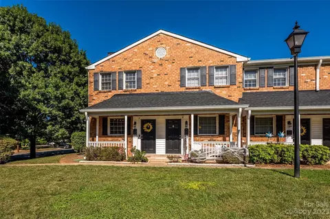 1330 Green Oaks A Ln #A, Charlotte, NC 28205