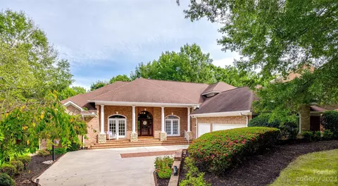 14509 Ballantyne Country Club Dr, Charlotte, NC 28277