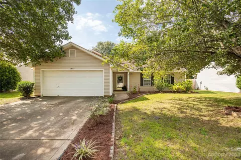 1807 Baylor Dr, Rock Hill, SC 29732