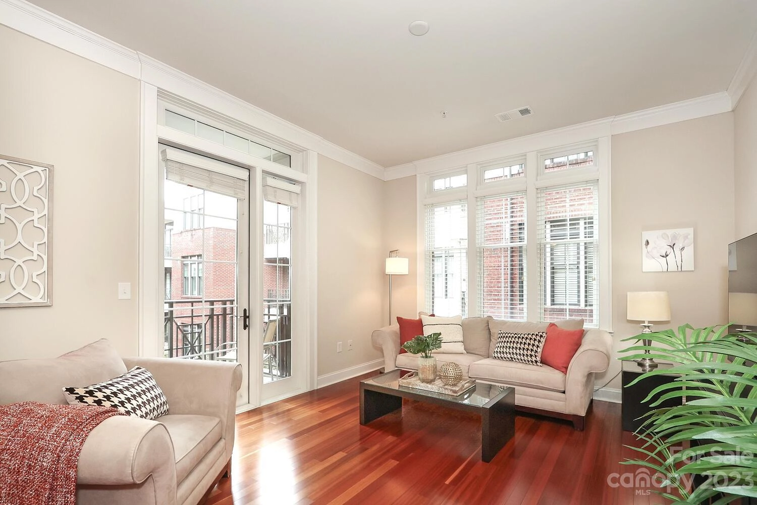 2810 Selwyn 320 Ave Unit 320  