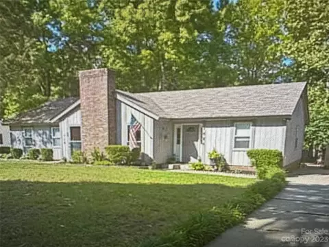 7824 Portia Pl, Charlotte, NC 28227