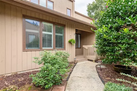 9 Marina Rd, Lake Wylie, SC 29710