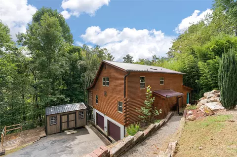 243 Penland St, Clyde, NC 28721