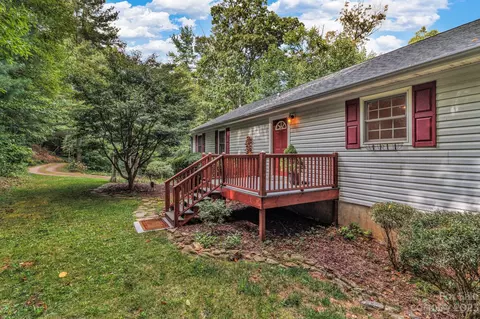 20 Shope Creek Estates Dr, Asheville, NC 28805