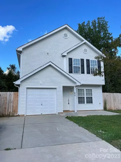 8714 Brookstead Meadow Ct, Charlotte, NC 28215