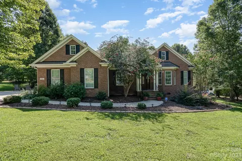 1521 Clay Hill Dr, Rock Hill, SC 29730