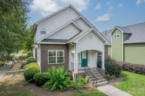 20305 Harroway Dr, Cornelius, NC 28031 photo 6