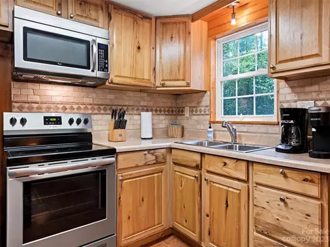 48 Viola Loop, Maggie Valley, NC 28751 photo 10