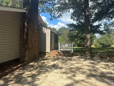 134 Greystone Rd, Davidson, NC 28036 photo 14