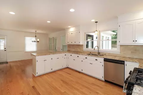 9404 John Hawks Rd, Cornelius, NC 28031 photo 14