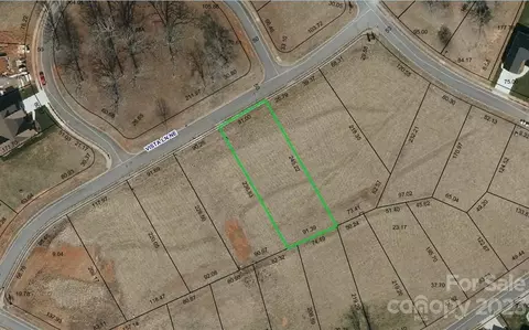2633 Vista Ne Ln NE, Conover, NC 28613