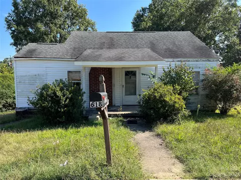 618 Dr Martin Luther King Jr Dr, Albemarle, NC 28001