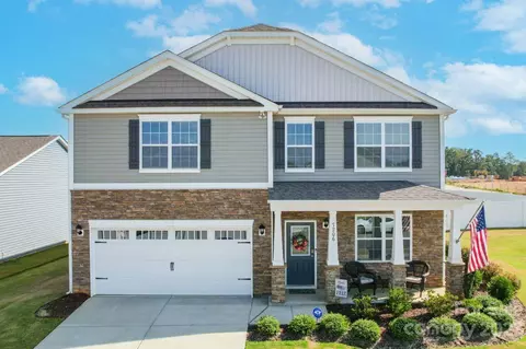 7206 Teague Dr, Gastonia, NC 28056
