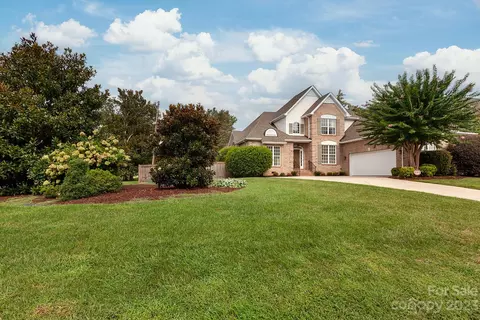 2526 English Meadows Ln, Charlotte, NC 28226