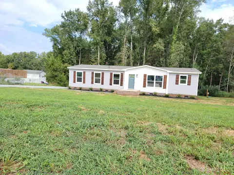 2049 Carpenter Square Rd, Crouse, NC 28033 photo 2