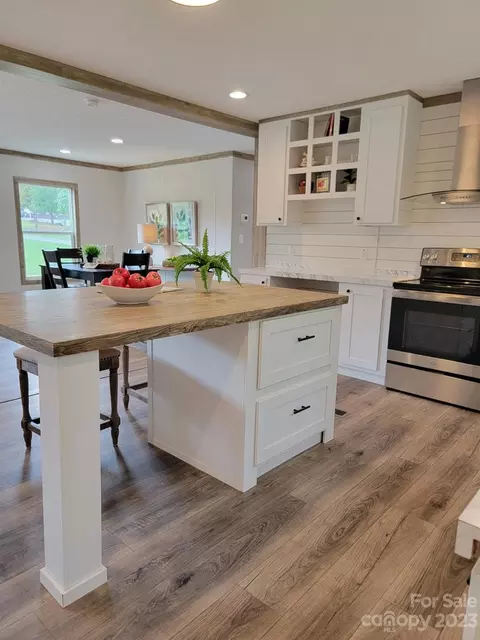 2049 Carpenter Square Rd, Crouse, NC 28033 photo 4