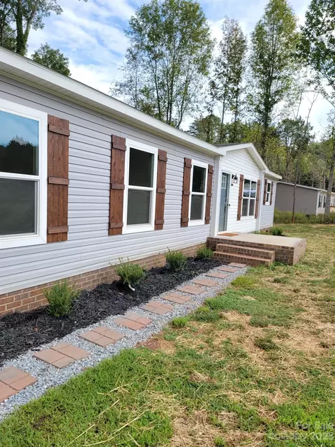 2049 Carpenter Square Rd, Crouse, NC 28033 photo 28