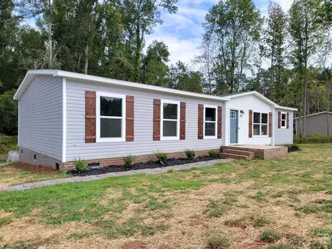2049 Carpenter Square Rd, Crouse, NC 28033