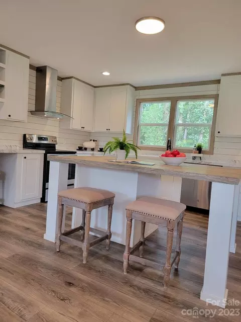 2049 Carpenter Square Rd, Crouse, NC 28033 photo 5