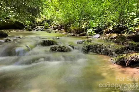 9999 Rush Creek Rd, Black Mountain, NC 28711