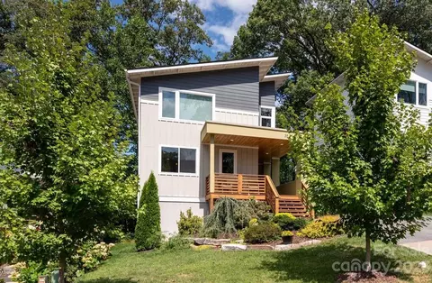 35 Mauricet Ln, Asheville, NC 28806