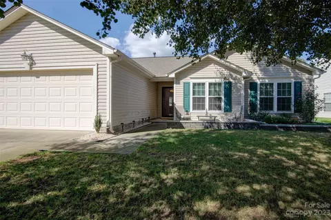 1833 Summit Ridge Ln, Kannapolis, NC 28083