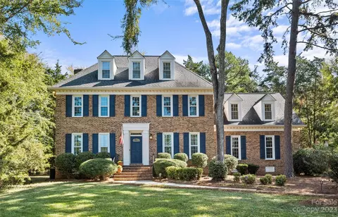 5103 Shadow Pond Ln, Charlotte, NC 28226
