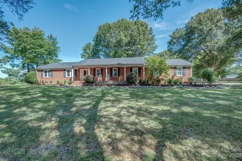 3415 Howe Dairy Rd, Gastonia, NC 28056